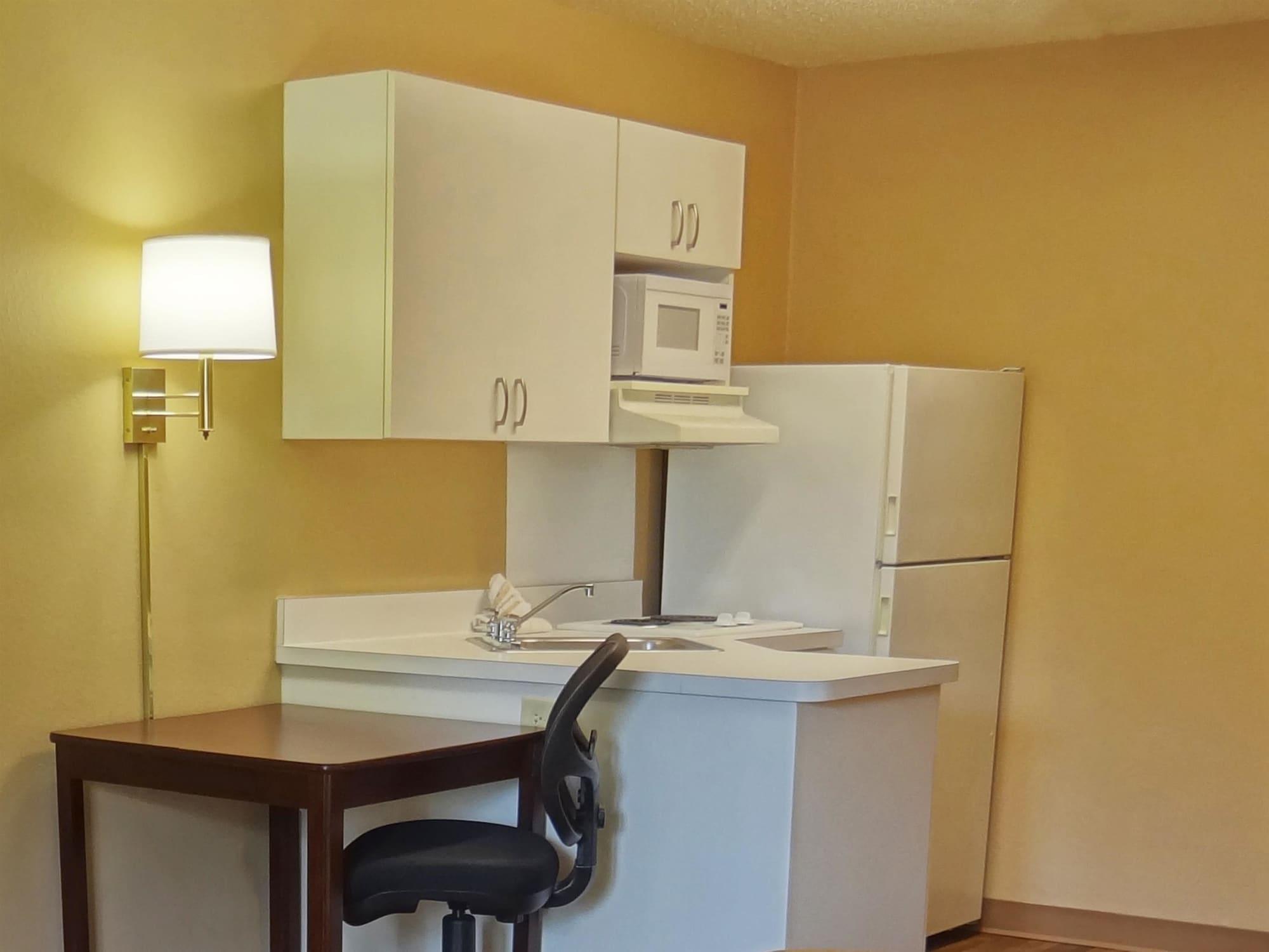 Extended Stay America Select Suites - Columbia - Ft Jackson Exterior foto